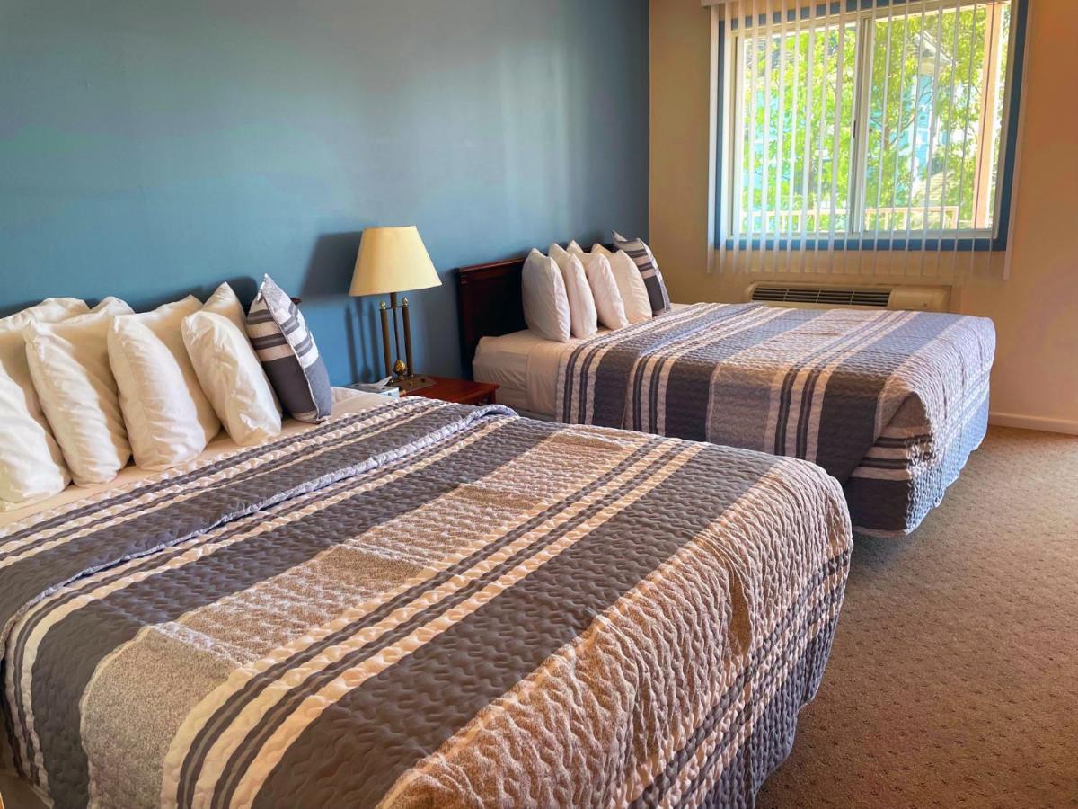 White Rose Inns & Motel Wisconsin Dells Extérieur photo