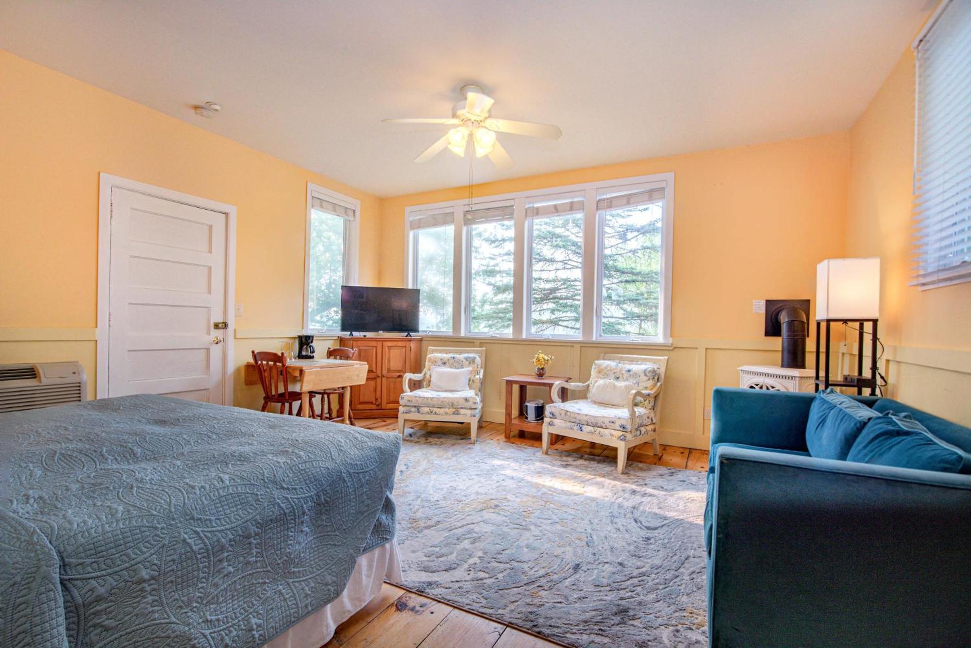 White Rose Inns & Motel Wisconsin Dells Extérieur photo