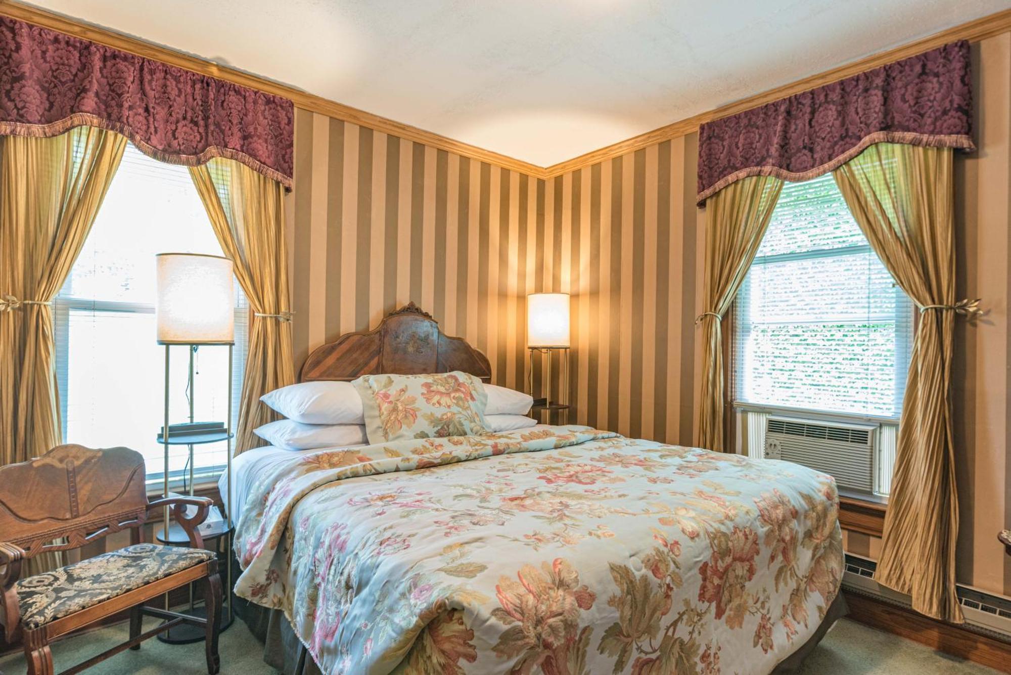 White Rose Inns & Motel Wisconsin Dells Extérieur photo