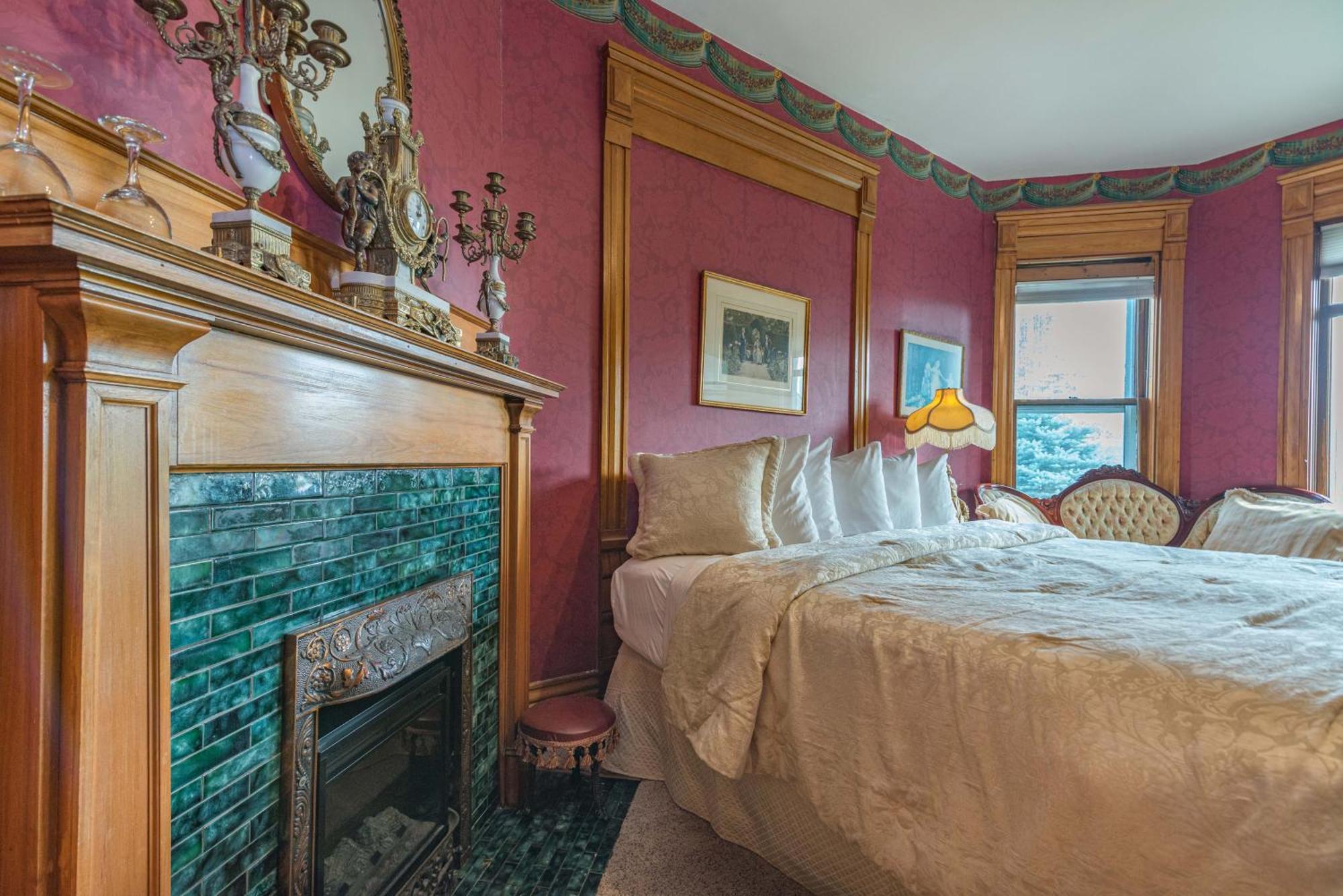 White Rose Inns & Motel Wisconsin Dells Extérieur photo