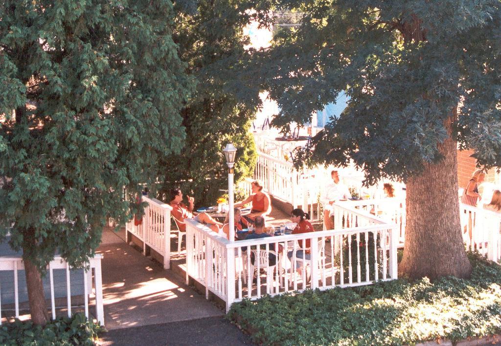 White Rose Inns & Motel Wisconsin Dells Extérieur photo